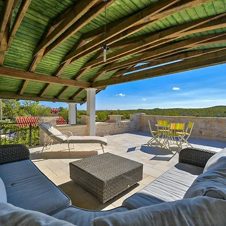 Villa Asteralis *