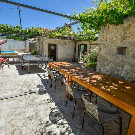 Asteralis Villa Benkovac