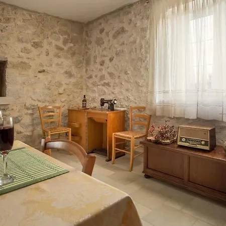 Villa Asteralis *