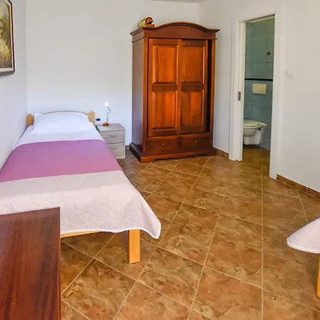 Villa Asteralis *